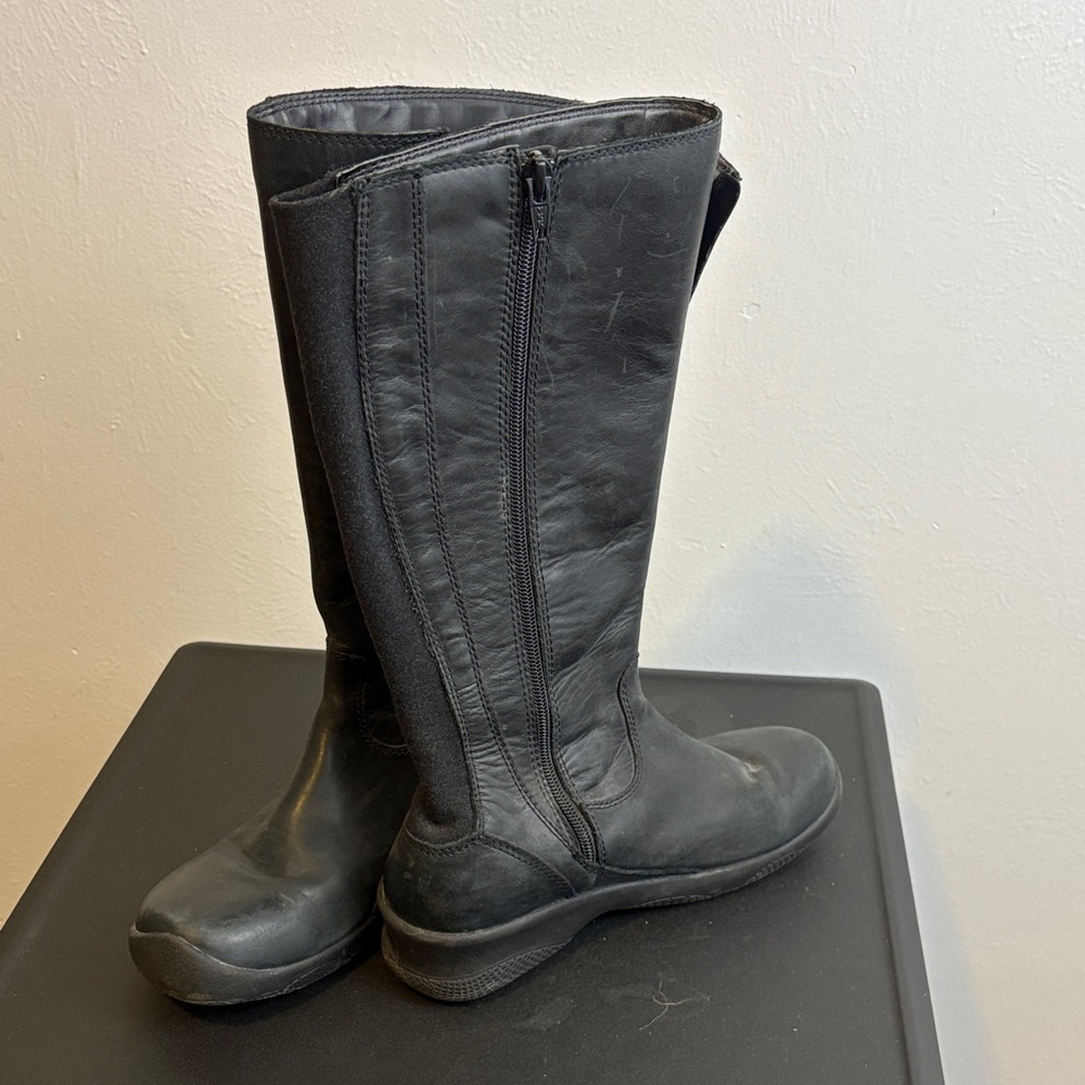 Keen Black Women's Winter Boots
